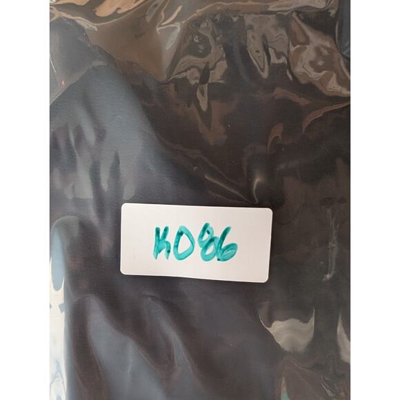 Nonchalant Label Emilia Satin Crop Top & Evory Satin Jogger Set Black Glam Small - Picture 12 of 14